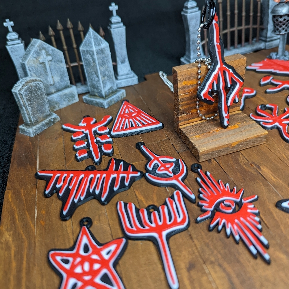 Bloodborne Modular Rune Necklace - Picture 4 of 7